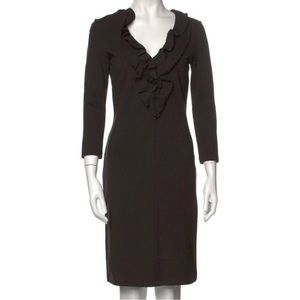 Philosophy di Alberta Ferretti Sheath Dress
Three-Quarter Sleeve with V-Neck